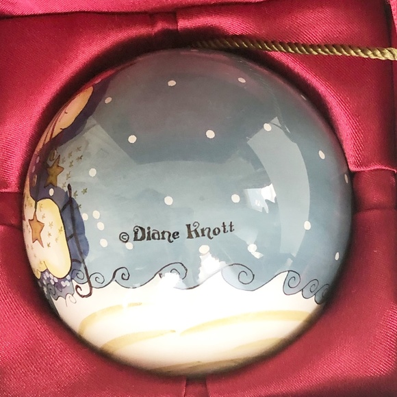 Ne'Qwa Art Glass HandPainted Globe Ornament Snowman Signed Diane Knott - Picture 9 of 9